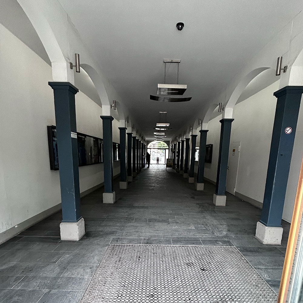 Fotos vom Flur des Redoutensaals.